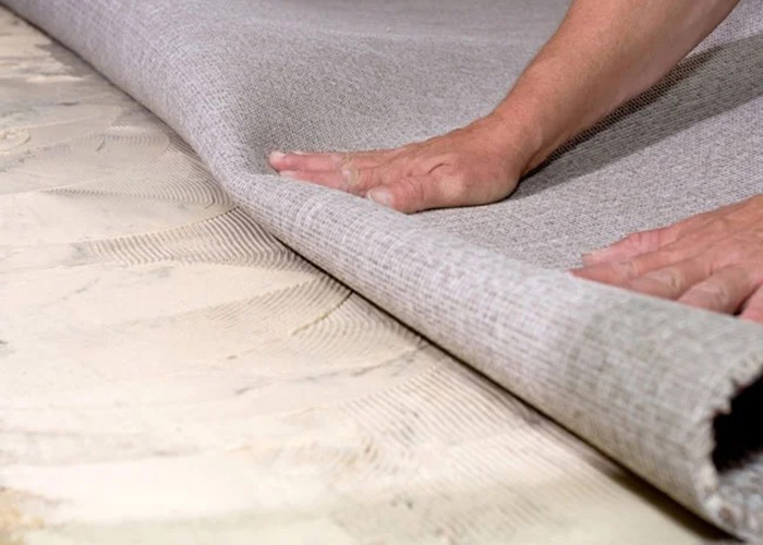 نحوه پاک کردن چسب فرش از روی کاشی و سرامیک - 3 راه ساده