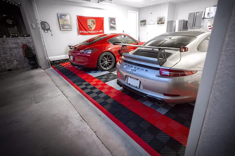 ظاهر مدرن و ضد لغزش با Matte Tiles